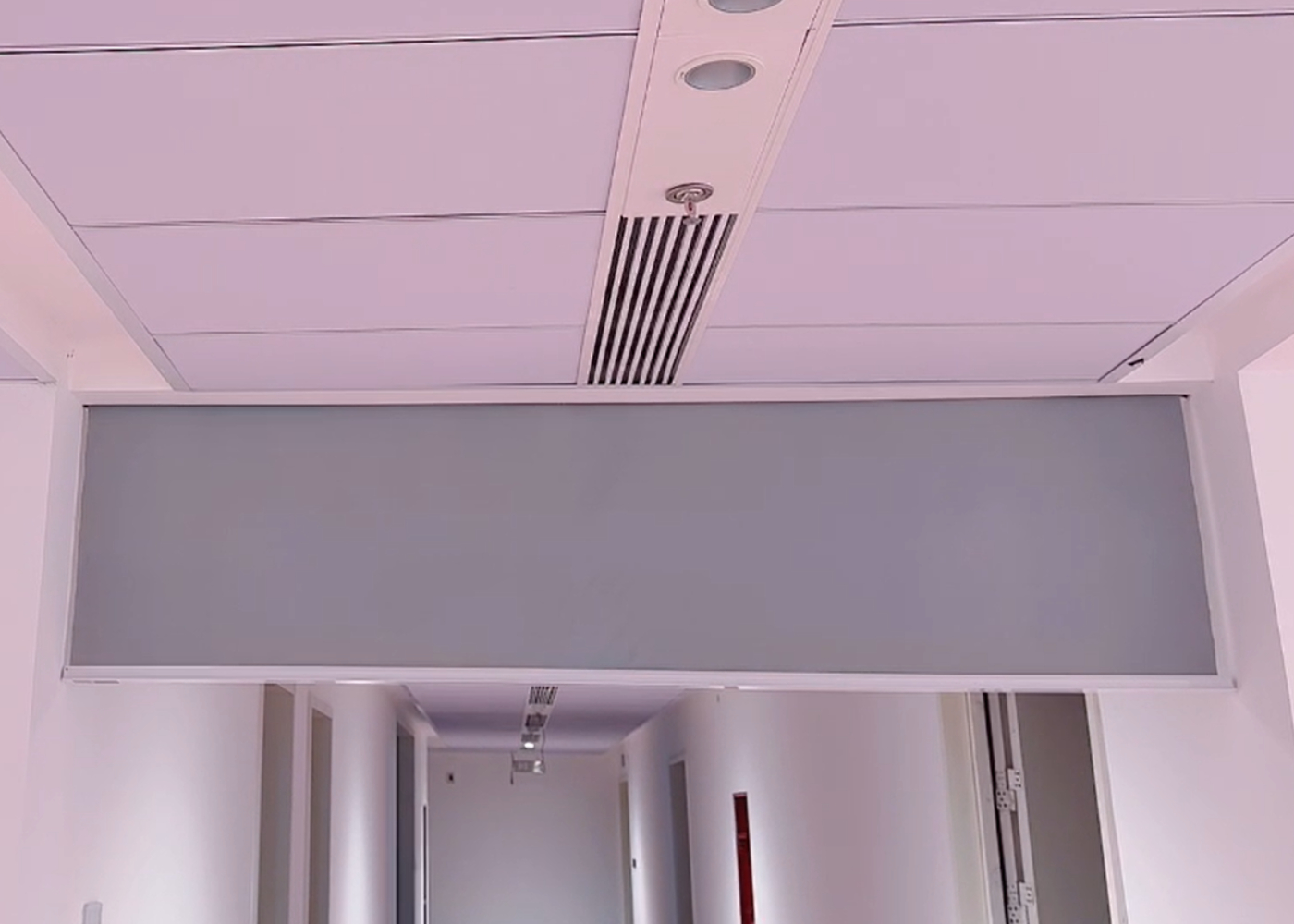 昆山西部医疗选用恒开利电动挡烟垂壁