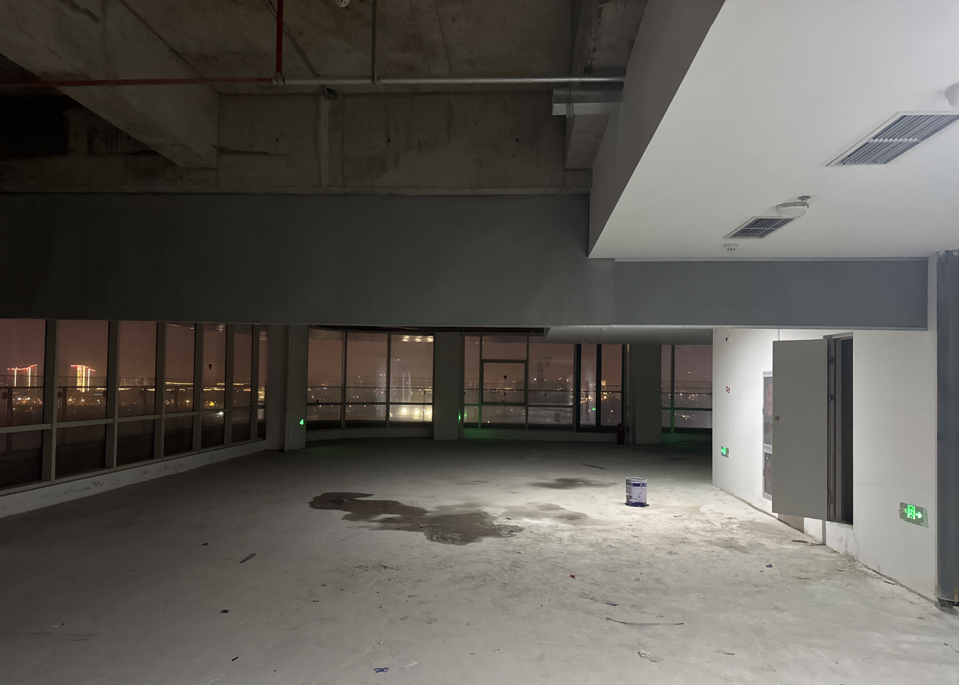 苏州威达智项目选用恒开利固定挡烟垂壁