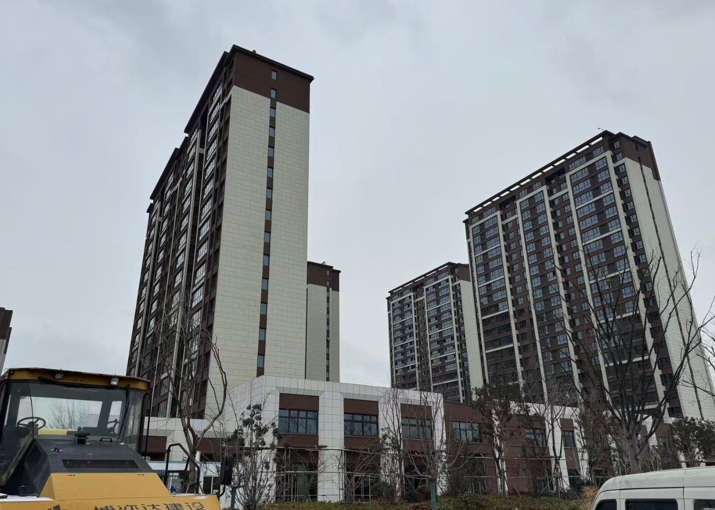 滨河映居住小区项目选用恒开利挡烟垂壁