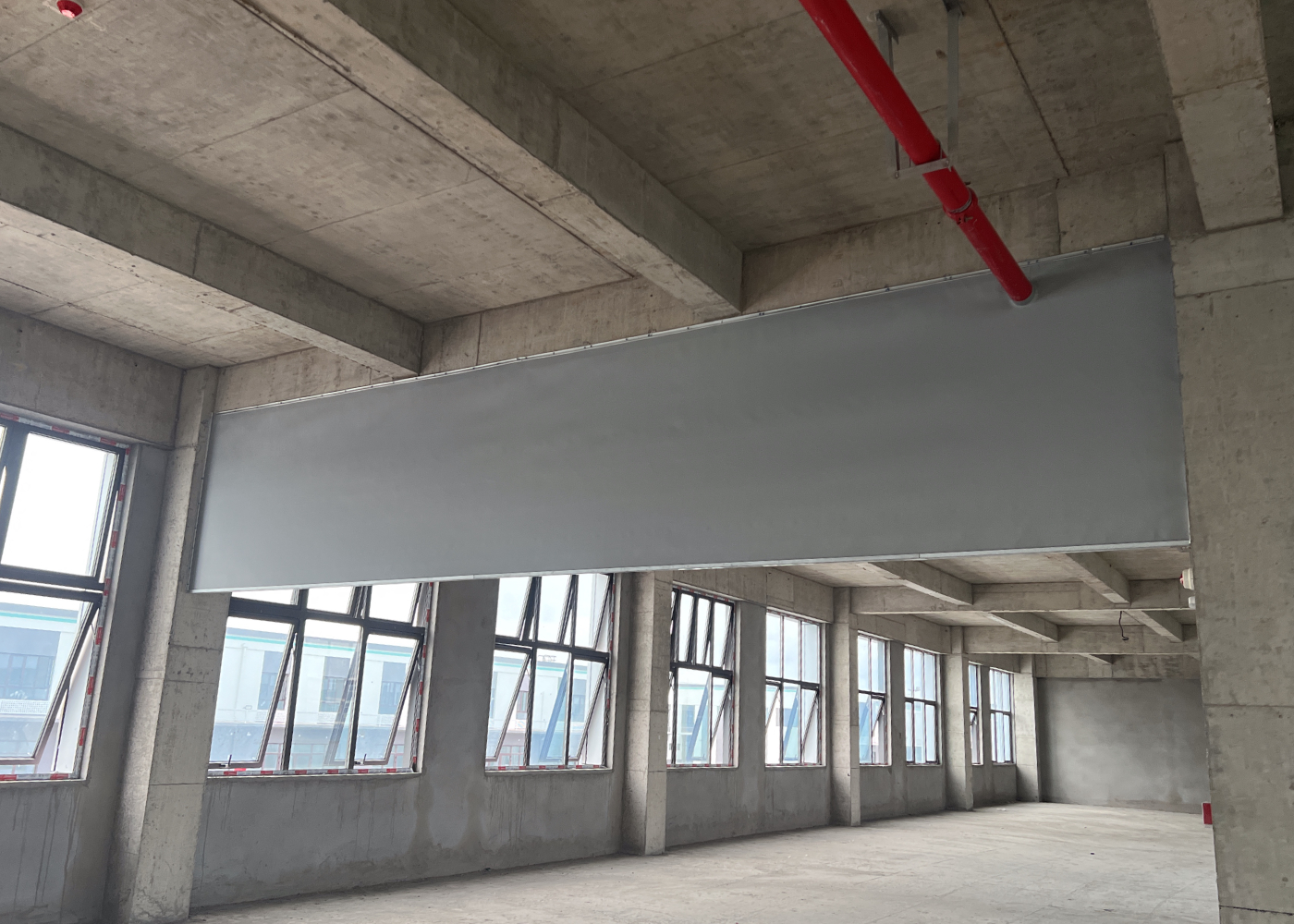 恒开利挡烟垂壁助力常熟农副产品交易城项目建设